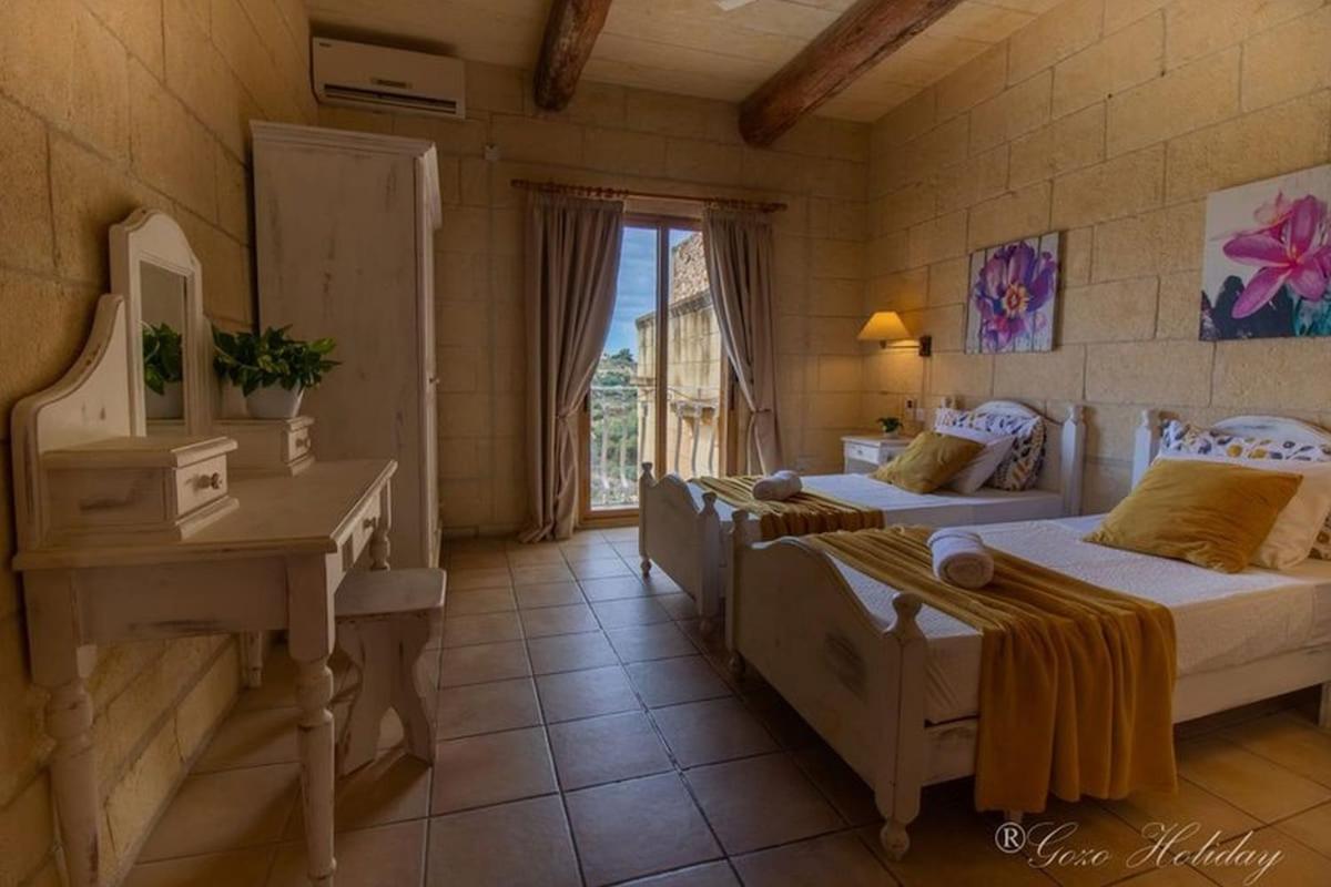 Bed and Breakfast Hibiscus Шаара Экстерьер фото